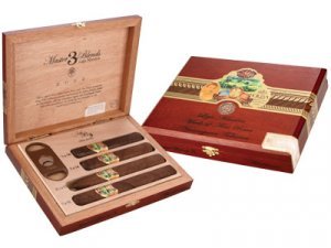 Master Blends by Oliva Cigar Sampler With Cutter 4 Ct. Box